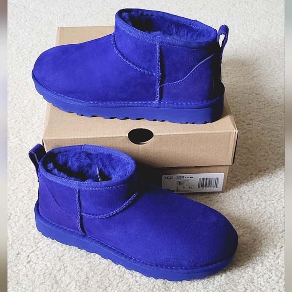 NIB UGG Classic Ultra Mini Sz 6 Blue - Picture 1 of 6